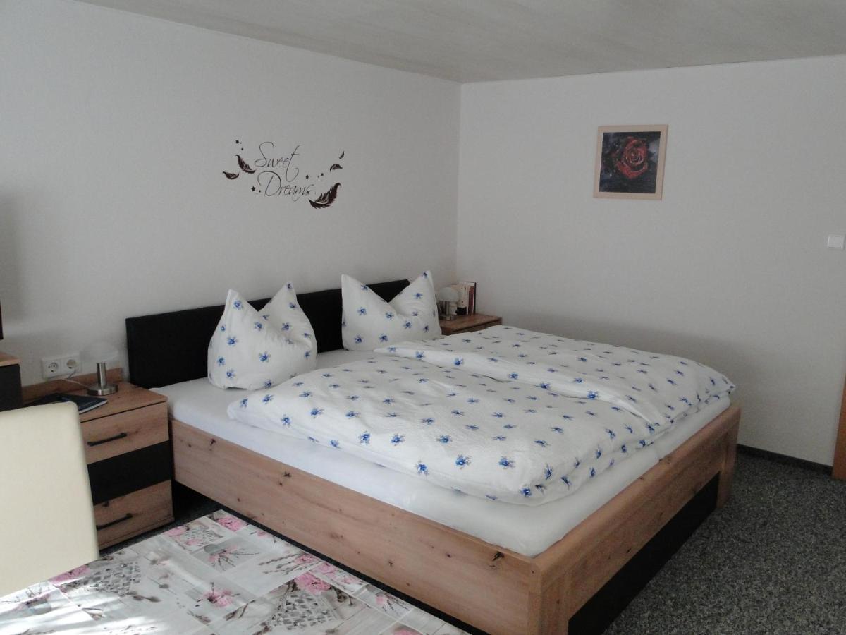 Apartamento Haus Angermann Struppen Exterior foto